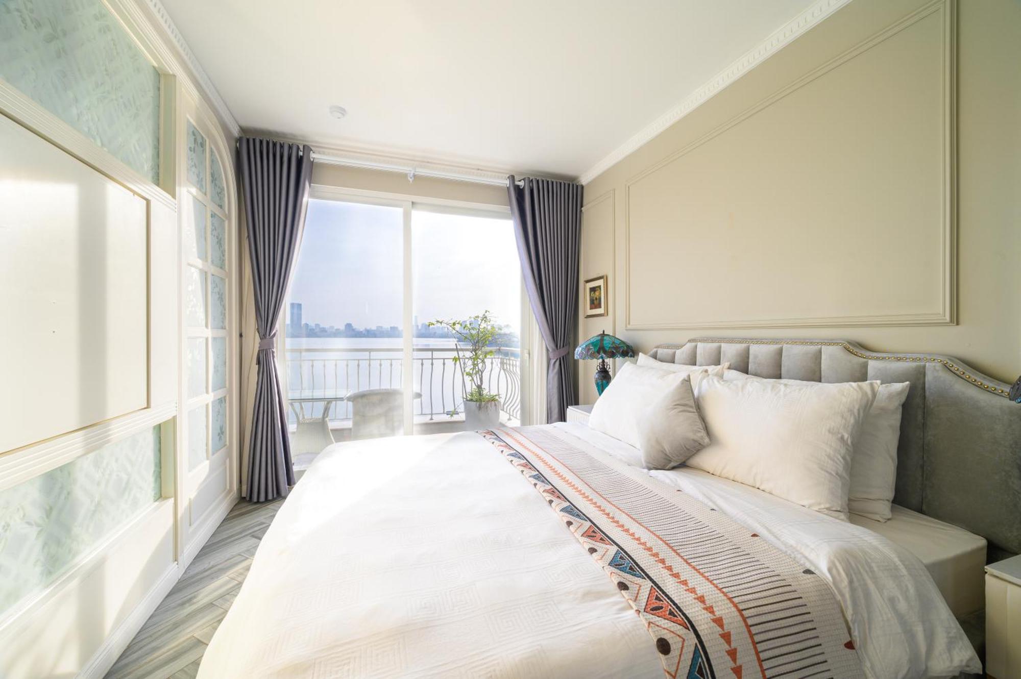 Luxe Paradise Suites Xuan Dieu Hanoi Exterior photo